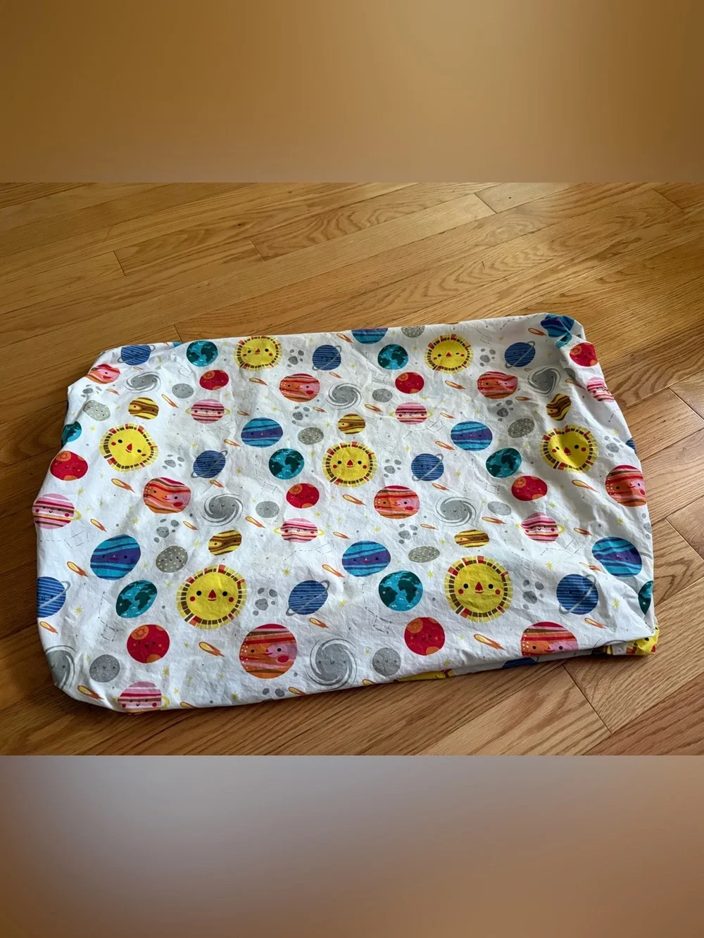 Crate & Barrel /Crate & Kids Organic Outer Space planets Sun crib toddler sheet
